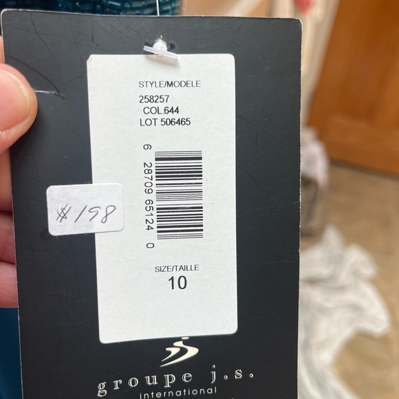 NWT deep turquoise blue formal beaded dress. Back zipper closure with hook. - Picture 7 of 7